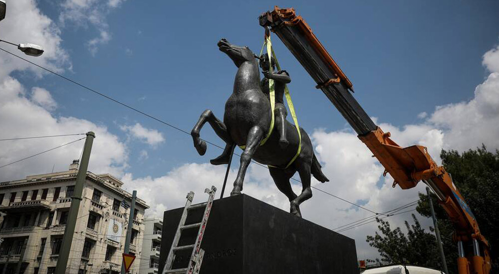 Το άγαλμα του Μεγάλου Αλεξάνδρου τοποθετείται ΕΠΙΤΕΛΟΥΣ στην Αθήνα