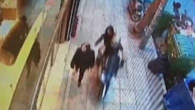 Βίντεο από «χτύπημα» τσαντάκηδων σε ηλικιωμένη στη Θεσσαλονίκη, την έσυραν 10 μέτρα!